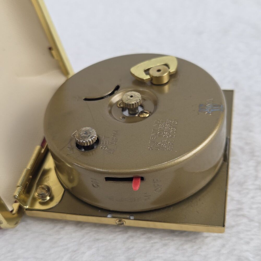 Vintage Westclox Travette II Red Keywind Travel Alarm Foldable Clock Works‎ - Picture 10 of 16